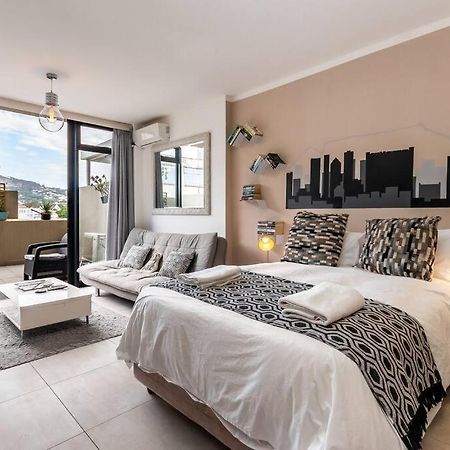 Four Seasons 818- Spacious Cbd Studio - Onsite Parking, Gym & Rooftop Pool Apartment Cape Town Luaran gambar