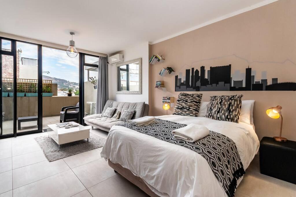 Four Seasons 818- Spacious Cbd Studio - Onsite Parking, Gym & Rooftop Pool Apartment Cape Town Luaran gambar